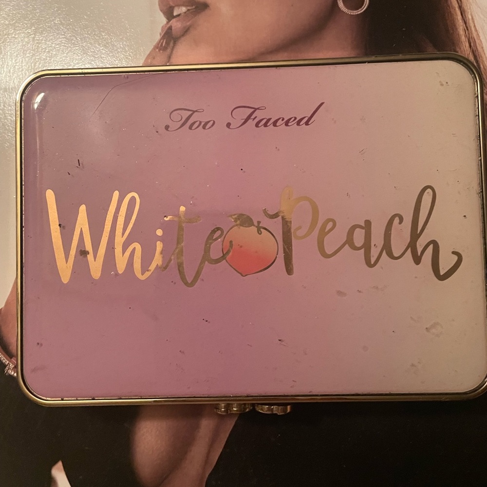 Too Faced White Peach Palette